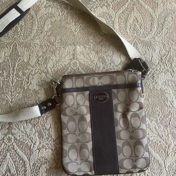 Coach Crossbody - Picture 2 of 5